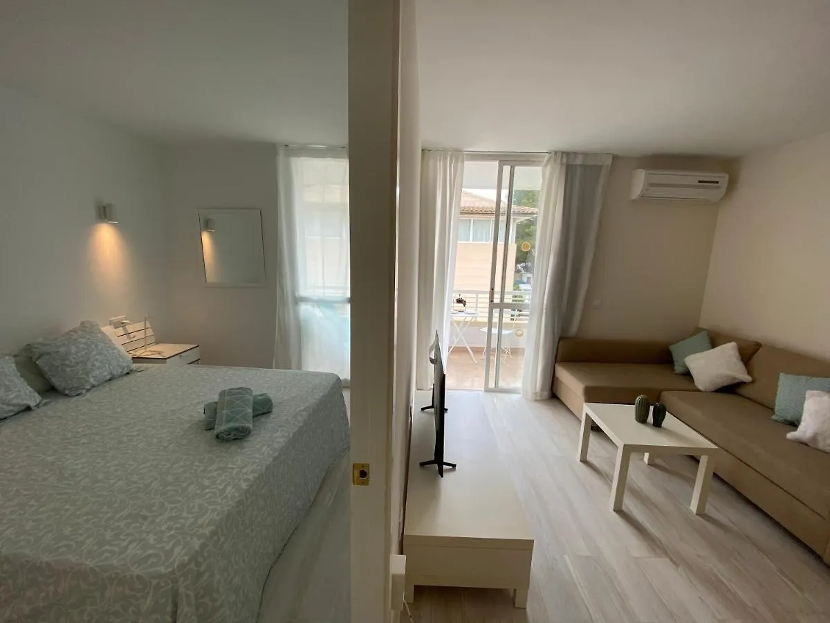 Bellamar 23. Apartamento Con Piscina Alcudia  Apartment